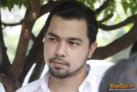 Sultan Djorgie Bicara Soal Beradu Akting Dengan Istri