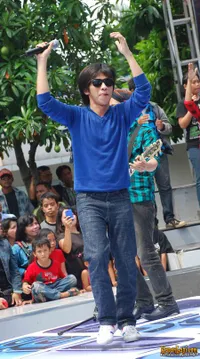 Sunu di Acara DAHSYAT