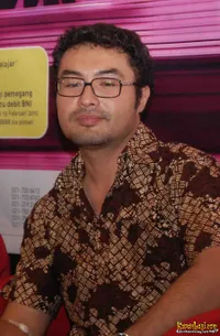 Surya Saputra di Episentrum Rasuna