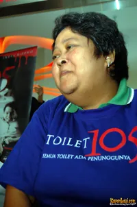 Suti Karno di Press Screening TOILET 105