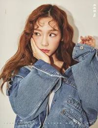 Taeyeon Bergaya Chic & Stylish di Season Greeting 2019 SNSD-Oh!GG