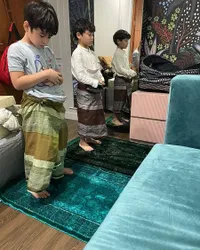 Tak Hanya Tampan dan Tajir, Ini 6 Potret Rafathar Putra Nagita Slavina yang Rajin Salat - Bakal Marah Jika Tak Dibangunkan Saat Subuh