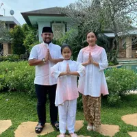 Tak Pernah Tersorot, 8 Potret Cantik Kianna Cucu Bang Yos Mantan Wakil Gubernur DKI Jakarta