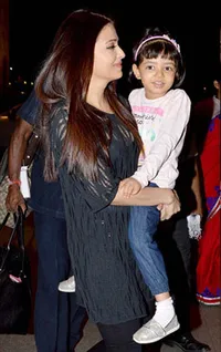 Tak Tega, Aishwarya Rai Ajak Aaradhya Bachchan Syuting di Vienna