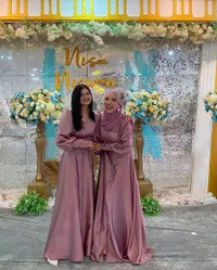Tak Tersorot, 8 Foto Cantik Putri Rigan Anak Tiri Bella Shofie - Tak Sedarah Tapi Wajahnya Mirip!