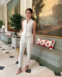 Tak Tersorot, 8 Potret Gaby Bakrie Ibu Tiri Adinda Bakrie - Tetap Cantik dan Awet Muda di Usia Kepala Lima