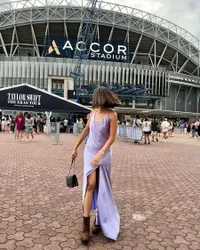 Tampil All Out, Ini Deretan Potret Acha Septriasa Nonton Konser Taylor Swift di Sydney - Cantik Dengan Gaun Lilac