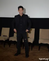 Tanggapan Iko Uwais Saat Istrinya Dibully Gemuk, Bikin Melting!