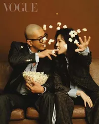 Tangis DJ Koo Suami Barbie Hsu Hancurkan Hati saat Beri Ciuman Terakhir Sebelum Kremasi: 'Aku Kehilangan Dia Lagi, Kini untuk Selamanya'