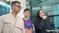 Tangis Haru Fairuz A Rafiq, Doa 8 Tahun Lalu untuk Umrah Bareng Suami dan Anak Akhirnya Terkabul