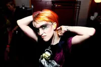 Tanpa Paramore, Ini Bukti Hayley Williams Tetap Pantas Jadi Idola