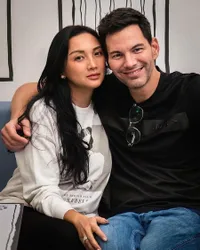 Tata Cahyani dan Bobby Tonelli Awet Mesra, Betah Tak Kunjung Nikah Meski Sudah Bertahun Pacaran