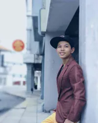 Tegar Si Pengamen Cilik, Sudah Jadi ABG Cakep dan Kekinian