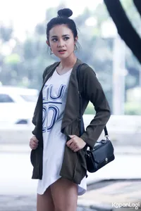 Tema Urban & Edgy, Michelle Zuidith Pamerkan Koleksi Fashion-nya