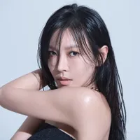 Terkenal Dengan Image Kejam Cheon So Jin 'PENTHOUSE', Foto Instagram Kim So Yeon di Real Life Ternyata Beda Banget!