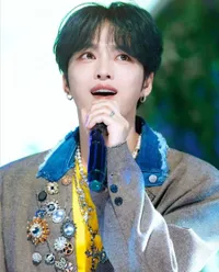 Terlalu Tampan dan Cantik, Inilah Alasan Visual 7 Idol K-Pop Ini Disebut Unreal