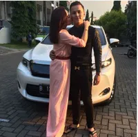 Termasuk Aurel Hermansyah, 7 Selebriti Ini Dapatkan Hadiah Mobil Mahal Nan Berkelas di Hari Spesialnya