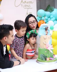 Tetap Akrab Meski Tak Bersama, Ini 8 Potret Selebriti Indonesia yang Jadi Bestie Walaupun Telah Bercerai 