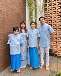 Tetap Jalin Komunikasi Demi Anak, Intip Potret Deretan Artis Rayakan Lebaran 2025 Bersama Mantan Pasangan - Ada Desta hingga Virgoun