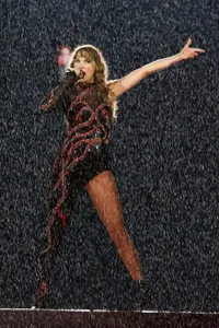 The Eras Tour Telah Selesai, Taylor Swift Disebut Beri Bonus Untuk Para Kru Konsernya