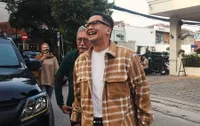 The Real Awet Muda, Potret Ferry Maryadi yang Kini Sudah Berusia 50 Tahun Tapi Tetap Enerjik