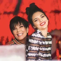 Throwback Masa Kecil Kendall Jenner di Momen Ulang Tahun, Cute Banget Berpipi Merah