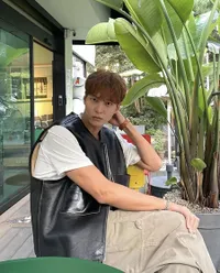 Tiba-tiba TikTok-an Bareng SEVENTEEN, Intip Potret Ganteng Aktor Joo Won yang Makin Awet Muda di Usia 36 Tahun! 