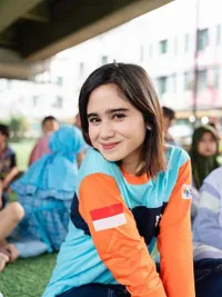 Tissa Biani Jadi Relawan, Ngajar di Kolong Jembatan