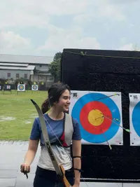 Tissa Biani Latihan Panahan Bareng Dul Jaelani