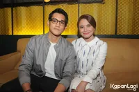 Tolak Disebut Pacaran, Tatapan Mata Rossa & Afgan Ini Penuh Cinta