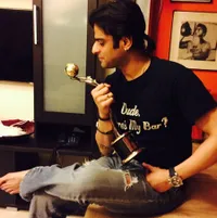 Transformasi Karan Patel 'Mohabbatein', Dari Buncit Jadi Kekar