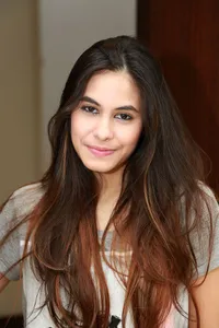 Transformasi Valerie Thomas Dari Kecil Hingga Cantik Bak Model