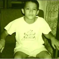 Tua-Tua Keladi, Begini 15 Potret Transformasi Ariel NOAH Dari Kecil Sampai Kini Jadi Hot Daddy 40 Tahun - Makin Berumur Gantengya Tak Luntur