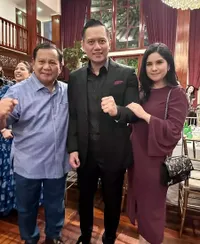 Turut Meriahkan Acara, Yuk Intip 7 Gaya Seleb Hadiri Perayaan Ulang Tahun Prabowo ke-72 - Ada Wulan Guritno yang Bikin Salfok!
