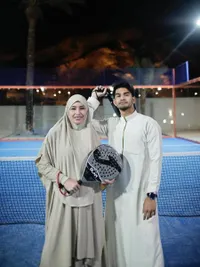 Tyas Mirasih & Tengku Tezi Main Padel Pakai Baju Syar'i