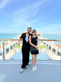 Tyas Mirasih dan Tengku Tezi Liburan Naik Kapal Pesiar Mewah, Happy