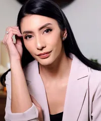 Tyas Mirasih Makin Cantik Usai Resmi Menjanda, Senyum Bahagia Rasakan Kupu-Kupu di Dada - Sedang Jatuh Cinta?