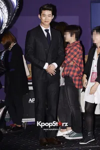Taecyeon 2PM Hadiri Konferensi Pers Film MARRIAGE BLUE