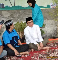 Tantowi Yahya Buka Puasa di Kawasan Pasar Rumput