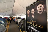 Tenda Para Penggemar TWILIGHT di Staples Center