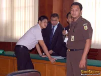 Tetty Liz Hadiri Sidang Sergio
