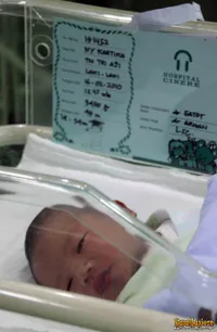 Tika T2 Lahirkan Putra Pertama