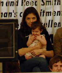 Tom Cruise - Katie Holmes Di Nonton Basket