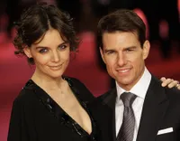 Tom Cruise dan Katie Holmes di Premiere Film