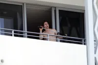 Tom Cruise Sibuk Latihan Jelang ROCK OF AGES