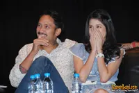 Tora Sudiro - Laura Basuki di LA Lights Indie Movie