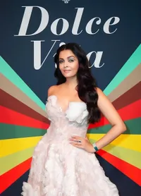 Ulang Tahun ke-46, Ini Bukti Aishwarya Rai Masih Tetap Awet Muda dan Memesona