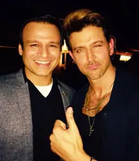 Ultah ke-42 , Hrithik Roshan Pesta Seru Bareng SRK & Preity Zinta