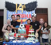 Ultah Kiesha, Kompak Dirayakan Bareng Keempat Orangtuanya
