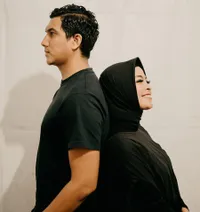 Umrah Bareng Suami, Tantri Kotak Berdoa Ingin Nambah Momongan